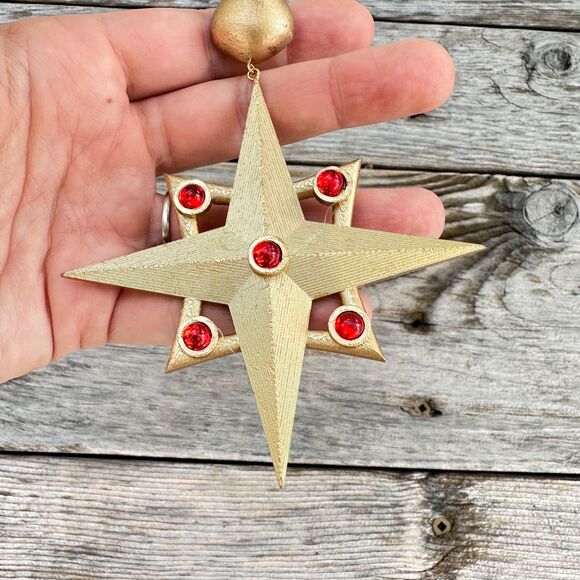 Vintage Gold Tone Star Brooch Large Star Pin with Red - Picture 2 of 4